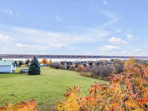 Vue sur l'eau - 3 Rue Du Panorama, Château-Richer, QC 