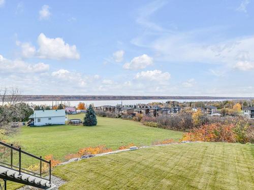 Vue sur l'eau - 3 Rue Du Panorama, Château-Richer, QC 