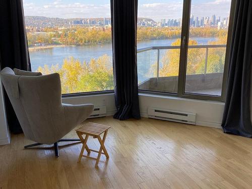 Chambre Ã  coucher principale - 806-301 Ch. Du Club-Marin, Montréal (Verdun/Île-Des-Soeurs), QC - Indoor Photo Showing Other Room With Body Of Water