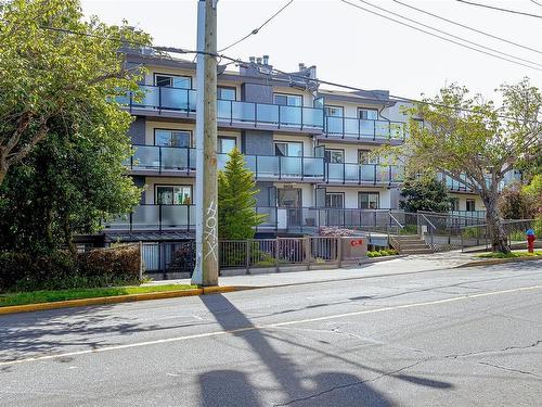 302-1241 Fairfield Rd, Victoria, BC - Outdoor With Facade