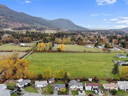 3363 Hawkes Blvd, Duncan, BC 