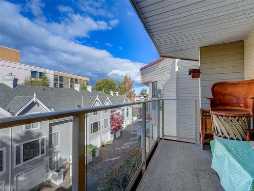 408-406 Simcoe St, Victoria, BC - Outdoor With Balcony With Exterior