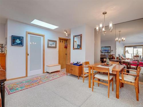 408-406 Simcoe St, Victoria, BC - Indoor Photo Showing Dining Room