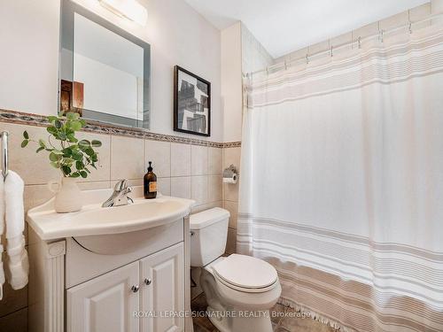 24 Chilton Rd, Toronto, ON - Indoor Photo Showing Bathroom