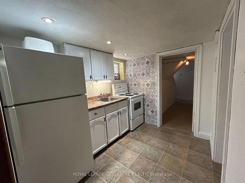 Bsmt-103 Humbervale Blvd, Toronto, ON - Indoor Photo Showing Kitchen