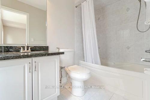 3121 Clipperton Dr, Mississauga, ON - Indoor Photo Showing Bathroom