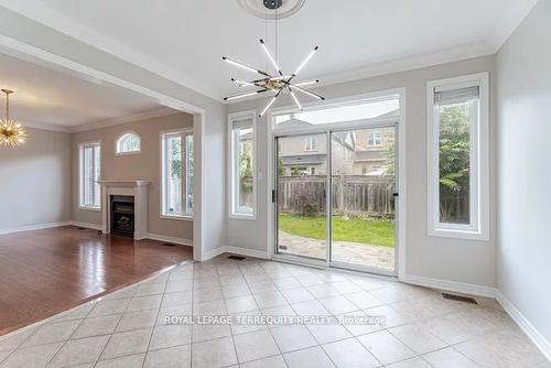 3121 Clipperton Dr, Mississauga, ON - Indoor With Fireplace