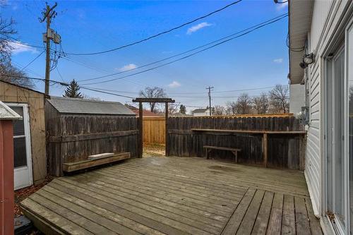 68 1St Ave, Gimli, MB 