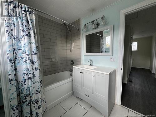 4682 Juniper Road, Florenceville-Bristol, NB - Indoor Photo Showing Bathroom