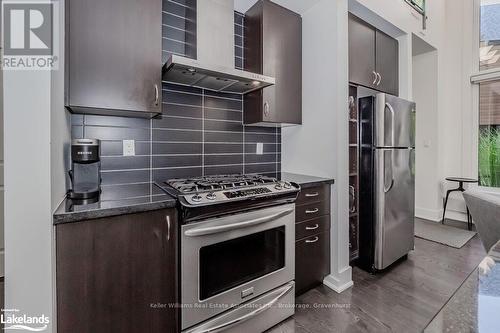 48 Carrick Trail, Gravenhurst (Muskoka (S)), ON - Indoor Photo Showing Kitchen