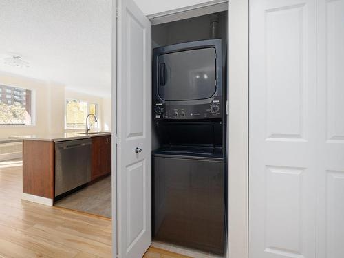 Laundry room - 302-550 Rue Jean-D'Estrées, Montréal (Ville-Marie), QC - Indoor Photo Showing Laundry Room