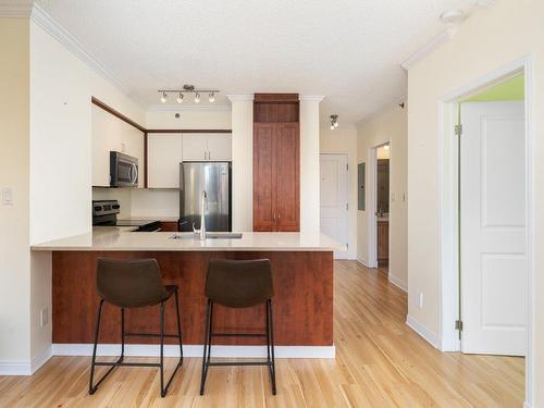 Kitchen - 302-550 Rue Jean-D'Estrées, Montréal (Ville-Marie), QC - Indoor Photo Showing Kitchen