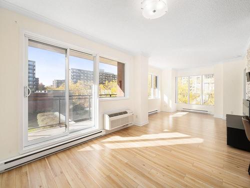 Living room - 302-550 Rue Jean-D'Estrées, Montréal (Ville-Marie), QC - Indoor