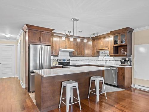 Cuisine - 4-5751 Boul. Grande-Allée, Brossard, QC - Indoor Photo Showing Kitchen With Upgraded Kitchen