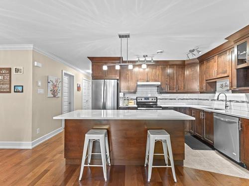 Cuisine - 4-5751 Boul. Grande-Allée, Brossard, QC - Indoor Photo Showing Kitchen With Upgraded Kitchen