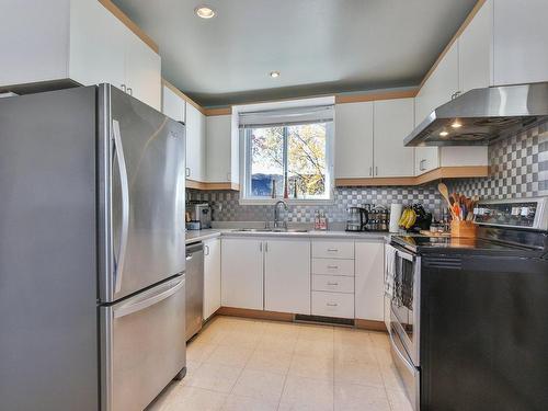 Cuisine - 32 Ch. Du Grand-Bernier S., Saint-Jean-Sur-Richelieu, QC - Indoor Photo Showing Kitchen