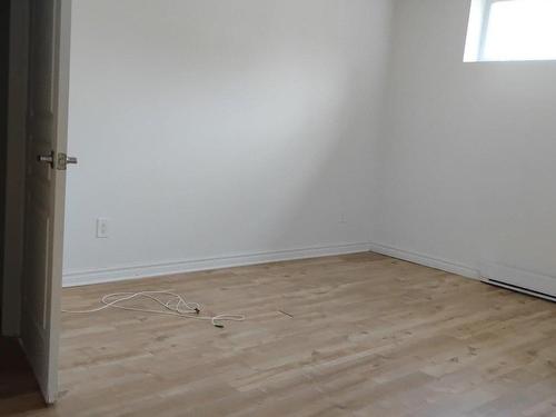 Bedroom - 102-490 17E Rue, Shawinigan, QC - Indoor Photo Showing Other Room