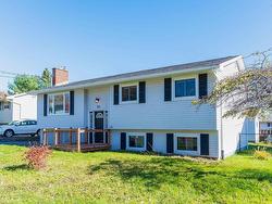 20 Owen Drive  Dartmouth, NS B2W 3L9