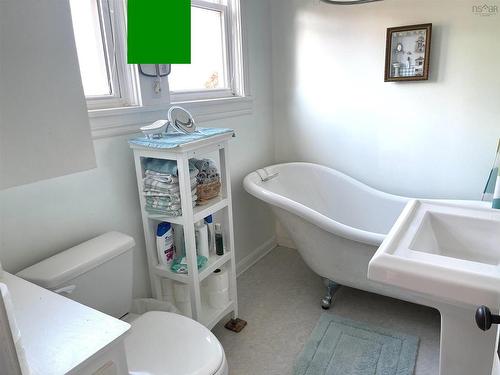 1729 Highway 6, River John, NS 