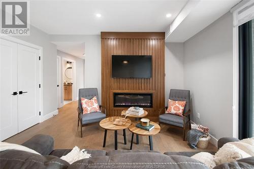 140 Main Street East Unit# 201, Kingsville, ON - Indoor Photo Showing Living Room With Fireplace