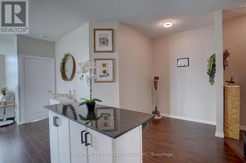 1908 - 225 Webb Drive, Mississauga, ON - Indoor