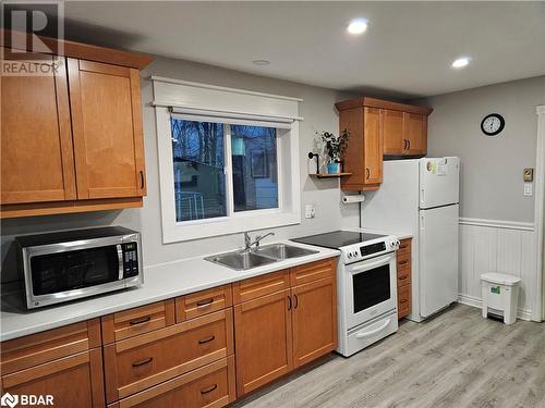 87 Fire Route 57, Havelock, ON - Indoor Photo Showing Kitchen With Double Sink