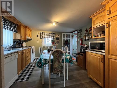 14 Brookside Street, Fortune, NL - Indoor Photo Showing Kitchen