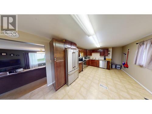 2181 Maple Drive, Quesnel, BC - Indoor