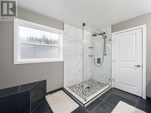 7627 Creekside Way, Prince George, BC - Indoor Photo Showing Bathroom