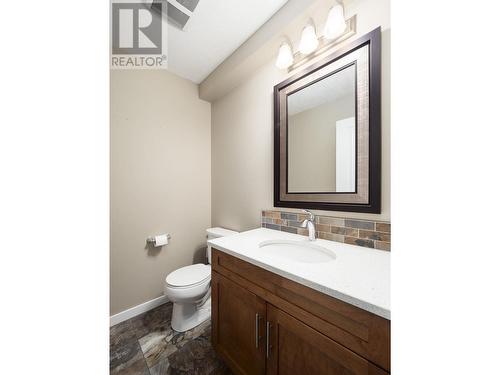 7627 Creekside Way, Prince George, BC - Indoor Photo Showing Bathroom