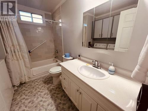 75 3889 Muller Avenue, Terrace, BC - Indoor Photo Showing Bathroom