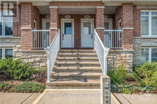 284 Tivoli, Ottawa, ON - Outdoor With Facade