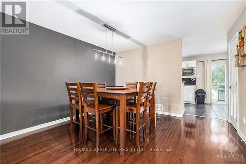 284 Tivoli, Ottawa, ON - Indoor Photo Showing Dining Room