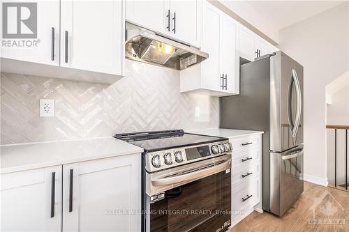 181 Beebalm Crescent, Ottawa, ON - Indoor Photo Showing Kitchen With Stainless Steel Kitchen