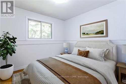 458 Three Valleys Crescent, London, ON - Indoor Photo Showing Bedroom