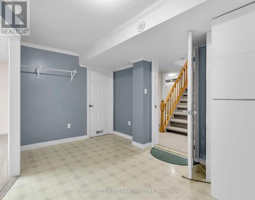 458 Three Valleys Crescent, London, ON - Indoor Photo Showing Other Room