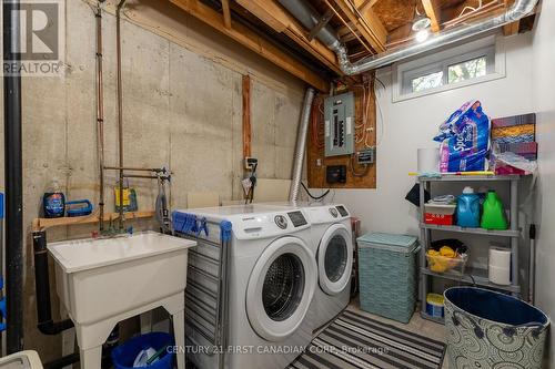 64 - 1095 Jalna Boulevard, London, ON - Indoor Photo Showing Laundry Room