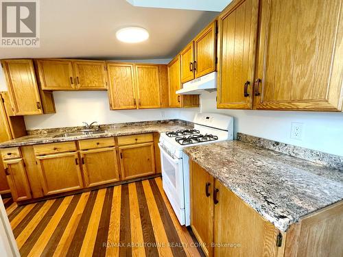 3 - 69 Victoria Avenue N, Hamilton, ON - Indoor Photo Showing Kitchen