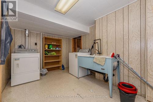 8 Munch Avenue, Cambridge, ON - Indoor Photo Showing Laundry Room