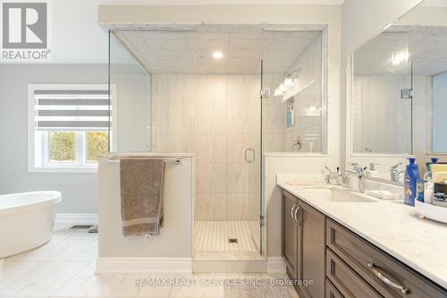 124 Drexler Avenue, Guelph/Eramosa, ON - Indoor Photo Showing Bathroom