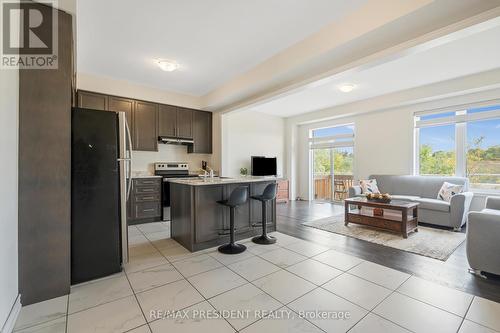 38 - 166 Deerpath Drive, Guelph, ON - Indoor