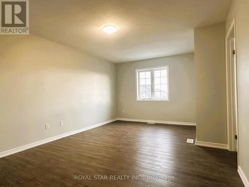 220 Countrystone Crescent, Kitchener, ON - Indoor Photo Showing Other Room