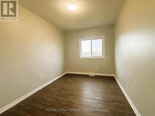 220 Countrystone Crescent, Kitchener, ON - Indoor Photo Showing Other Room