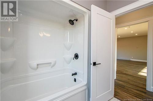 71 Petersfield Street, Lower Coverdale, NB - Indoor Photo Showing Bathroom