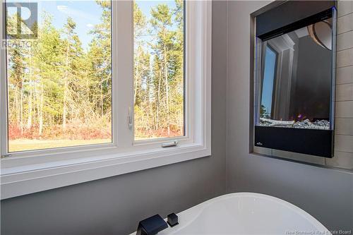 71 Petersfield Street, Lower Coverdale, NB - Indoor Photo Showing Bathroom