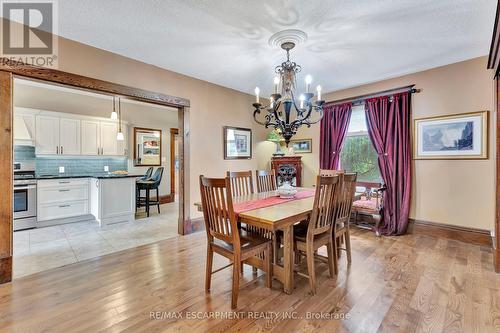 2038 Governors Road, Hamilton, ON - Indoor Photo Showing Dining Room