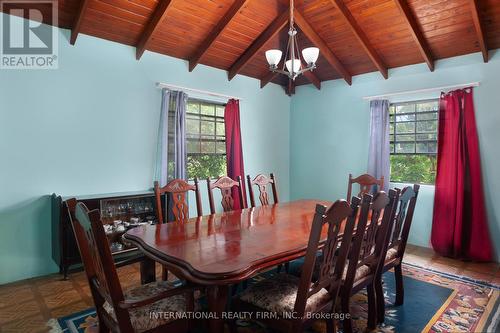 2 Vault Road, Barbados, ON - Indoor Photo Showing Dining Room