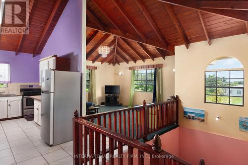 2 Vault Road, Barbados, ON - Indoor