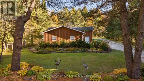 1093 Laidlaw Avenue, Gravenhurst, ON - Outdoor