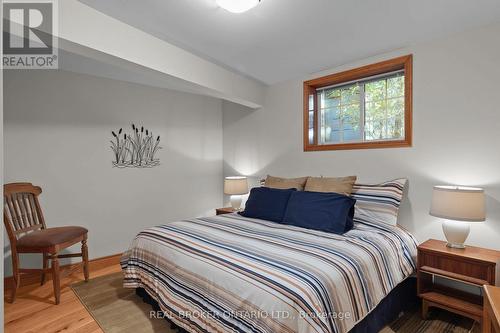 1093 Laidlaw Avenue, Gravenhurst, ON - Indoor Photo Showing Bedroom